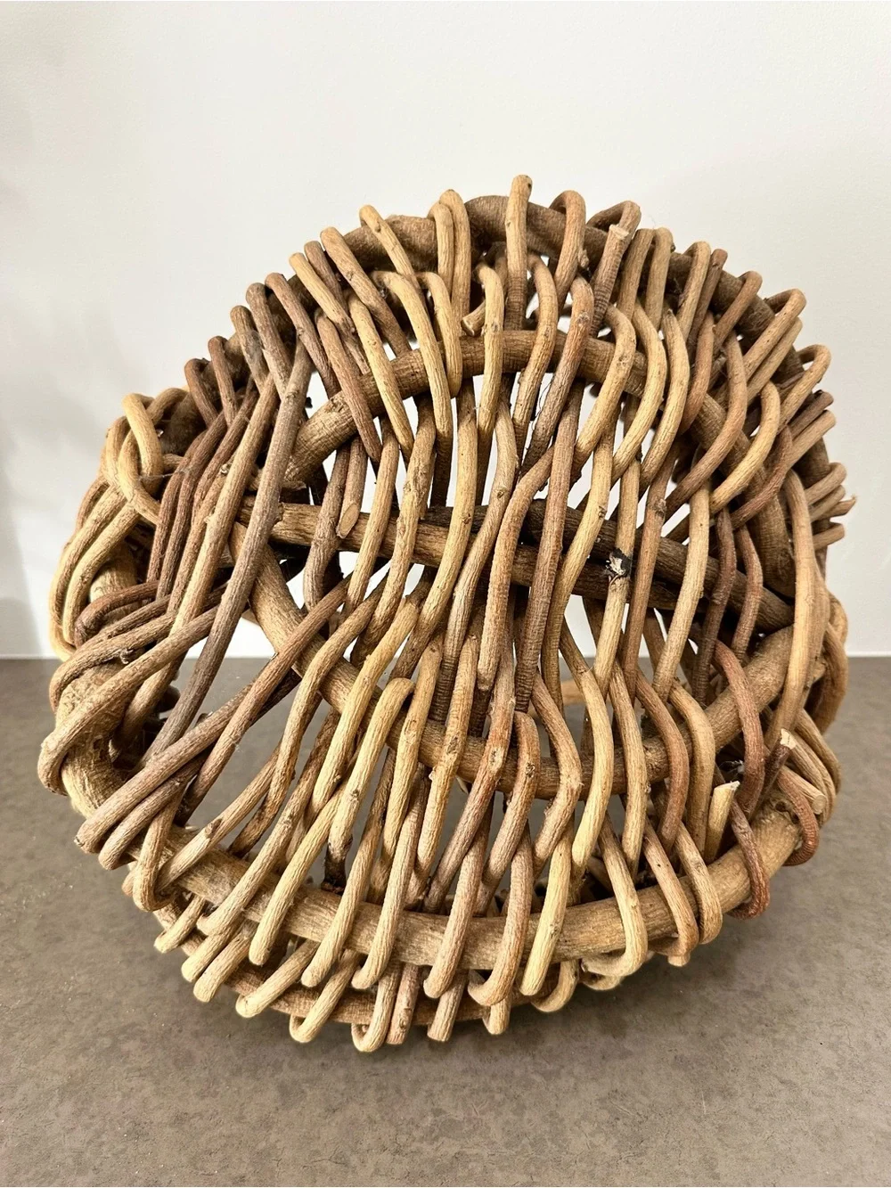 Primitive Natural Woven Thick Vine Basket with Handle - Tan Asymmetrical Gather